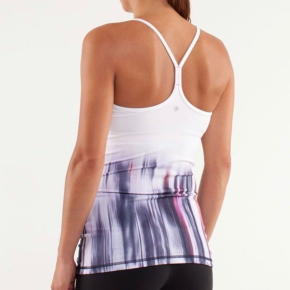 🎀Lululemon Power Y Tank *Luon Light Engineered🎀 - Picture 2 of 7